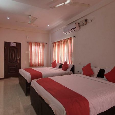קוימבטור Oyo 42678 Hotel Vasantha Bhavanam Saver מראה חיצוני תמונה