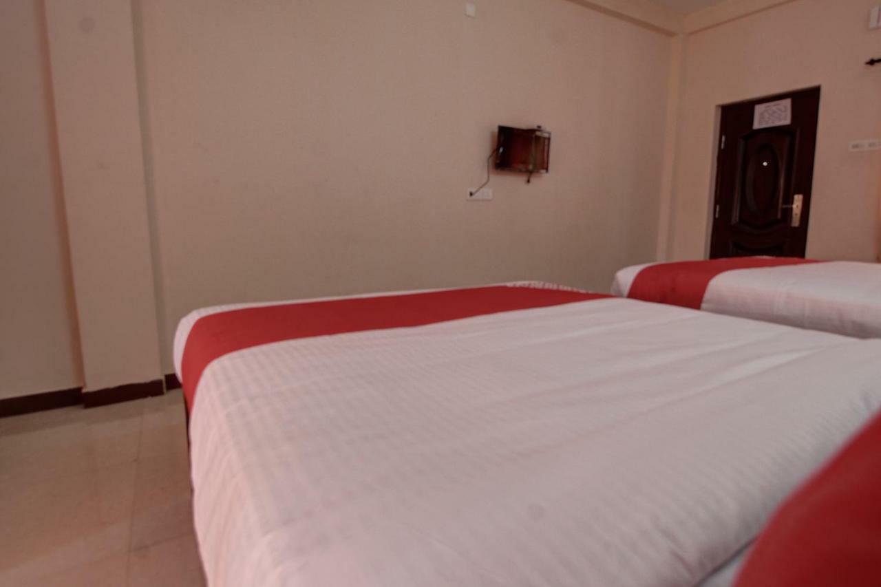 קוימבטור Oyo 42678 Hotel Vasantha Bhavanam Saver מראה חיצוני תמונה